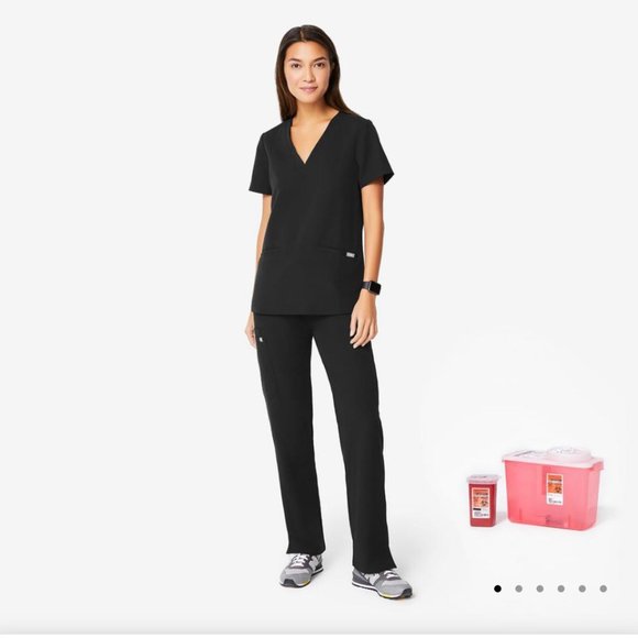 Figs Kade Scrub Bottoms - Picture 1 of 7